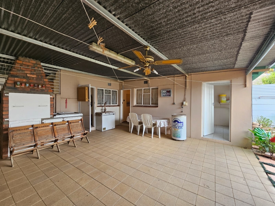4 Bedroom Property for Sale in Odendaalsrus Free State